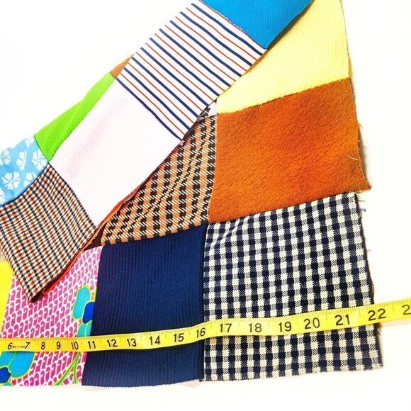 1970’s VTG Fabric Quilt Pieces & Handmade Doll - Picture 10 of 12